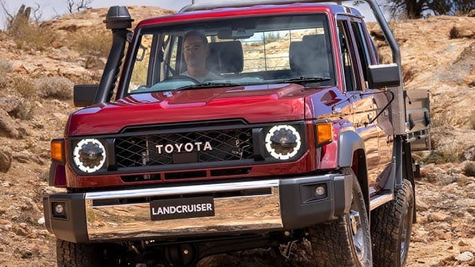 Toyota - Land Cruiser Pickup Double Cabin in Congo